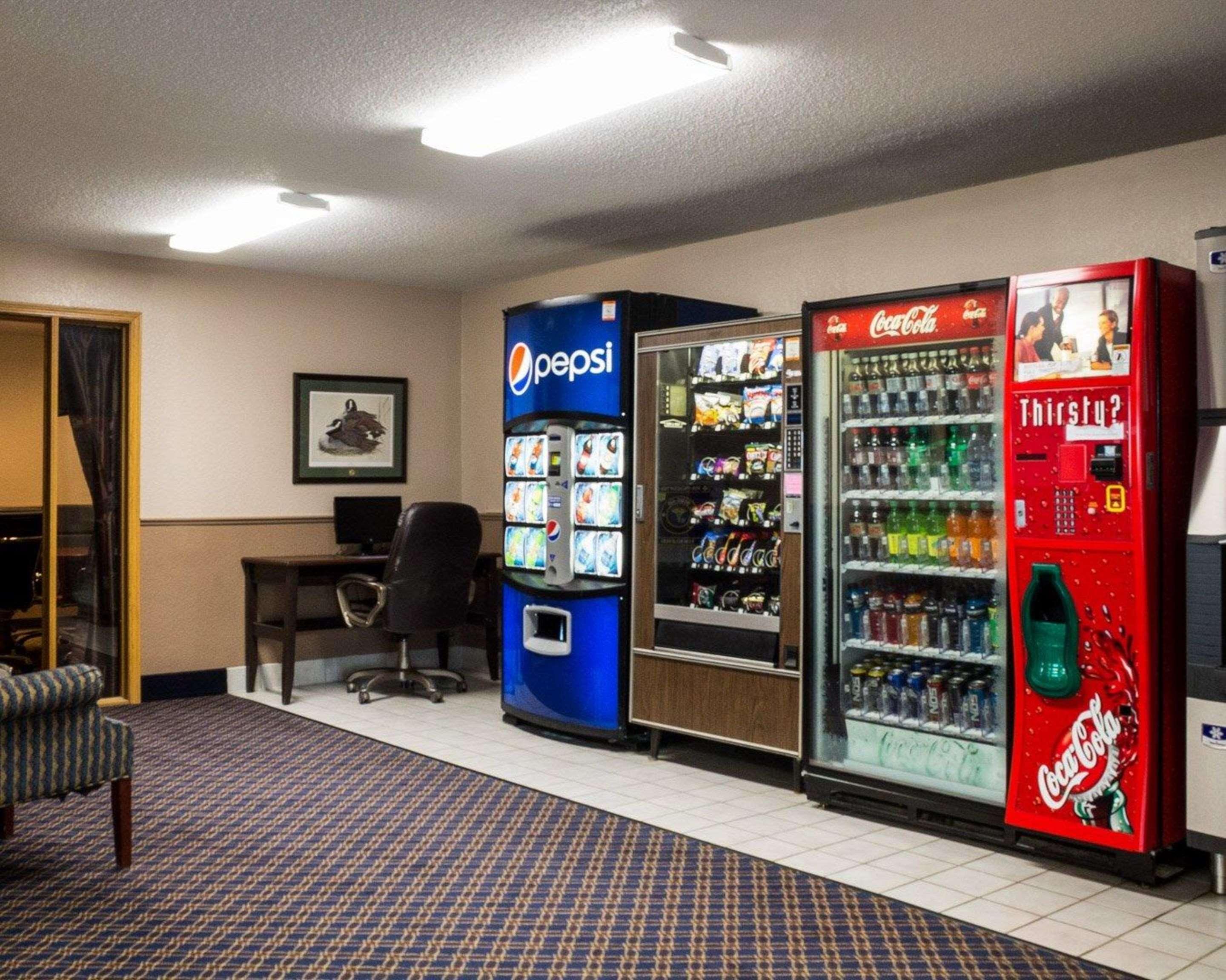 Rodeway Inn Fargo Ngoại thất bức ảnh