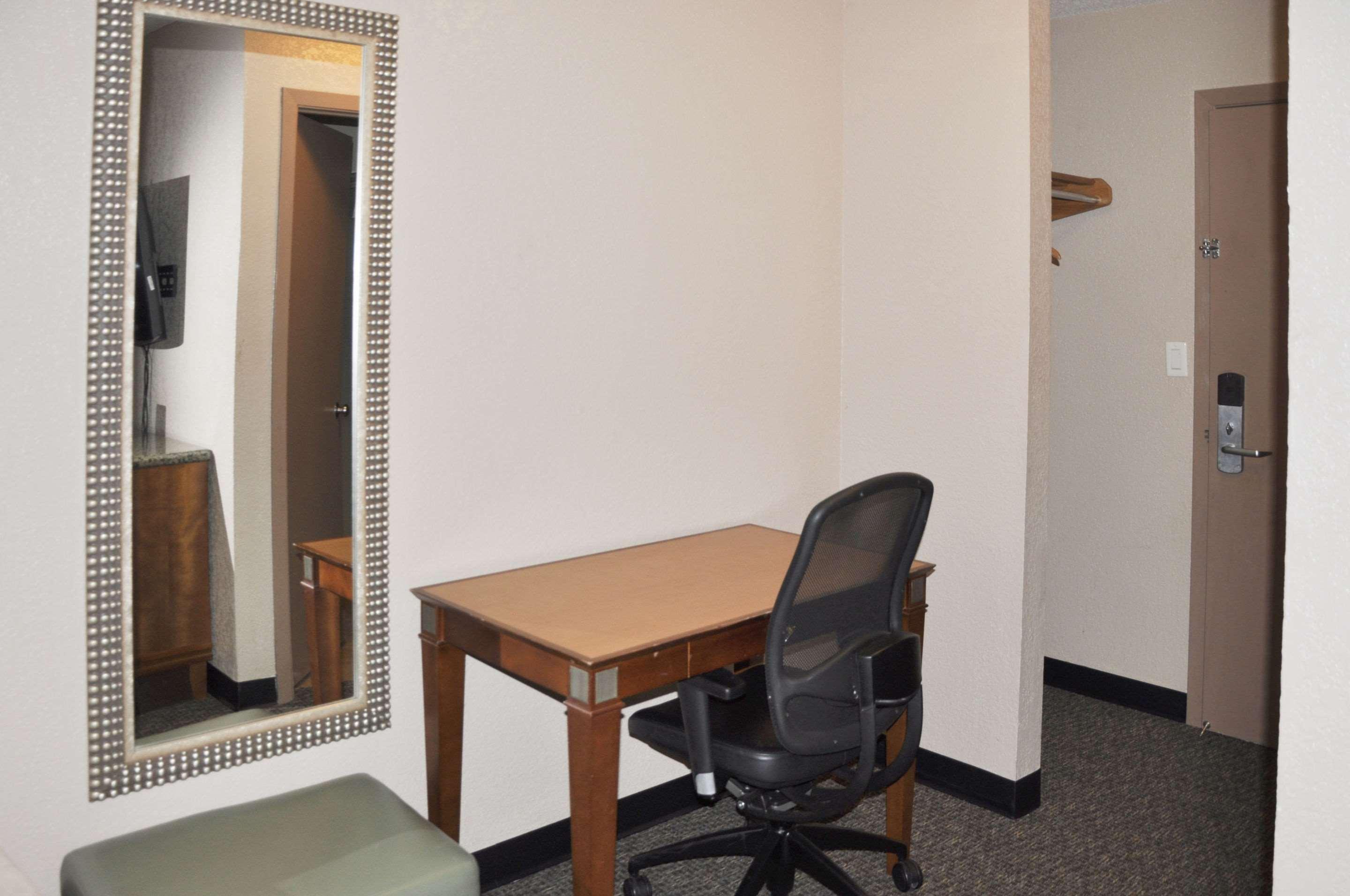 Rodeway Inn Fargo Ngoại thất bức ảnh